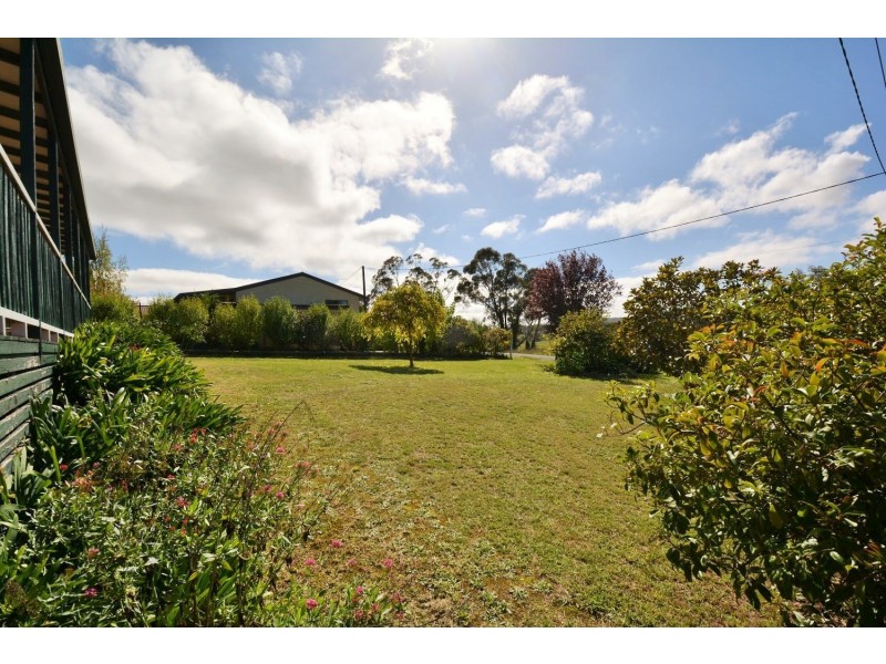 9 Cook Street, Portland NSW 2847