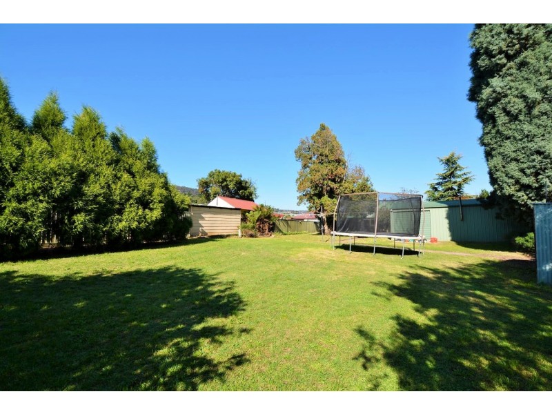 7 Victoria Avenue, Lithgow NSW 2790