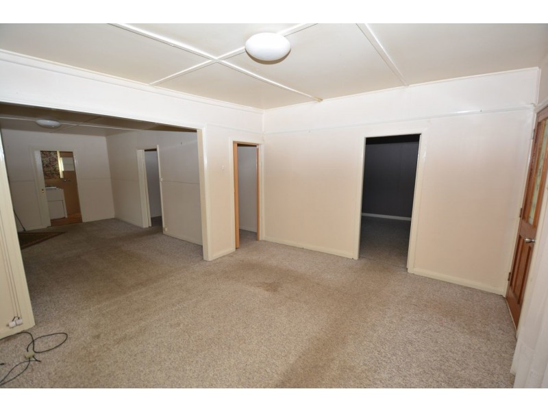 17 Berry Street, Lithgow NSW 2790