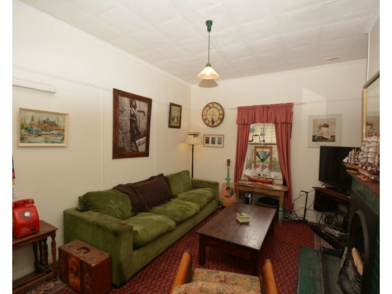 99 Coalbrook Street, Lithgow NSW 2790