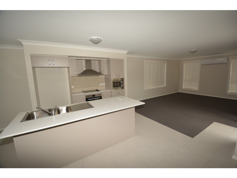 68 Laurence Street, Lithgow NSW 2790