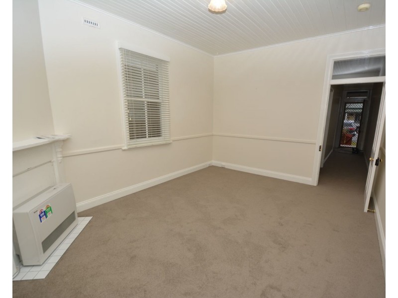 12 John Street, Lithgow NSW 2790