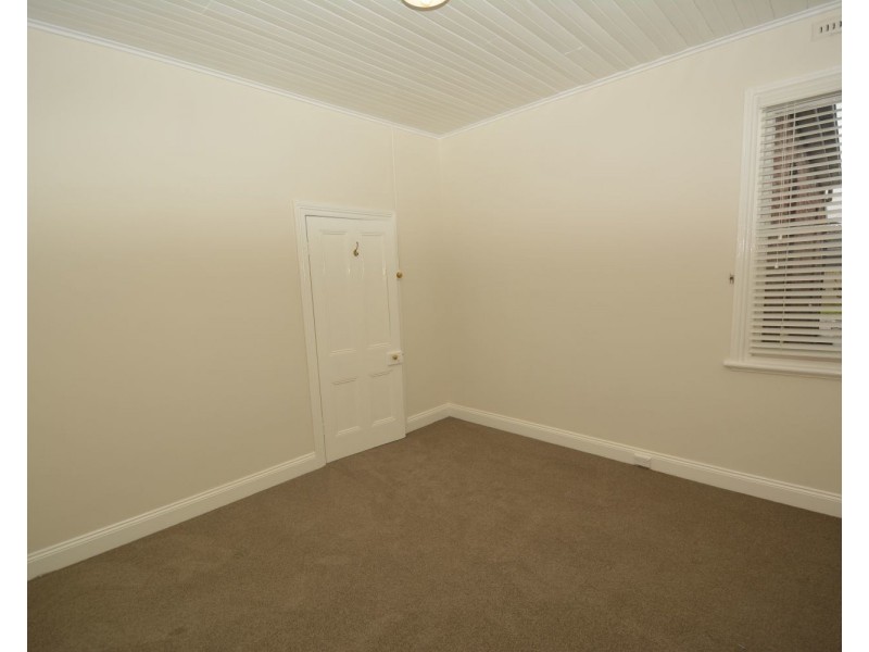 12 John Street, Lithgow NSW 2790