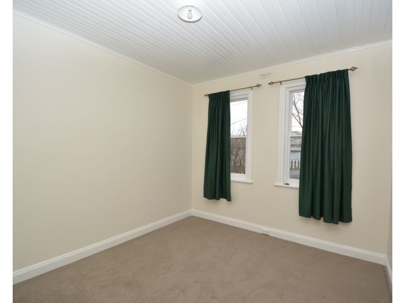 12 John Street, Lithgow NSW 2790