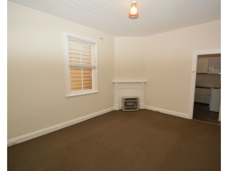 12 John Street, Lithgow NSW 2790