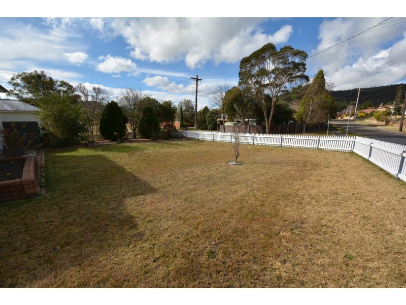 19 Lemnos Street, Lithgow NSW 2790