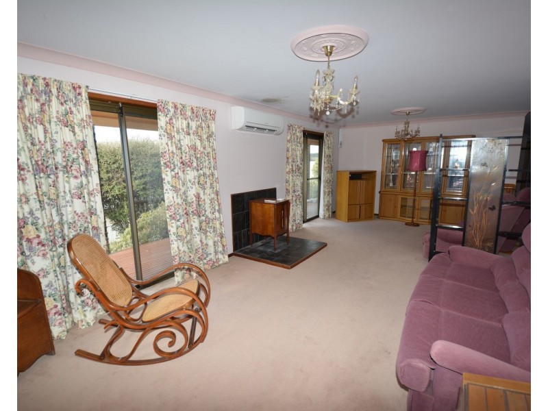 8 Kremer Crescent, Wallerawang NSW 2845