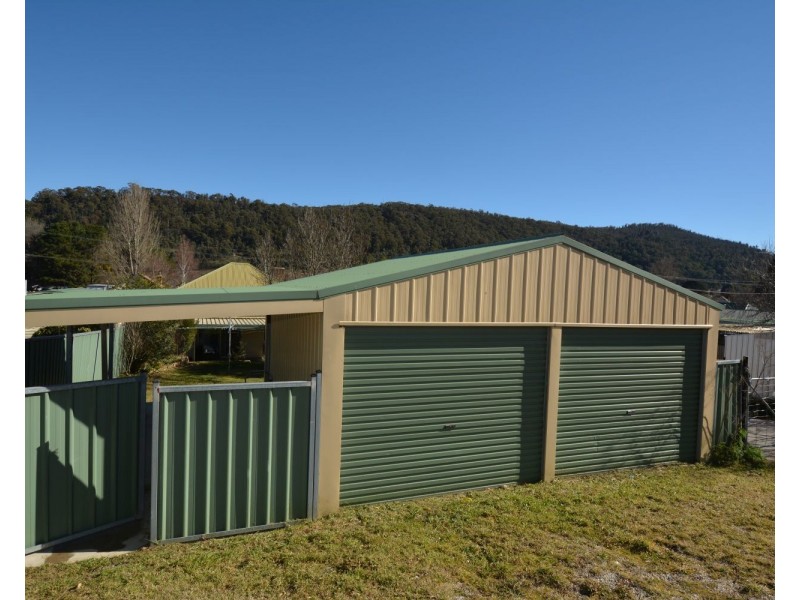 75 Inch Street, Lithgow NSW 2790