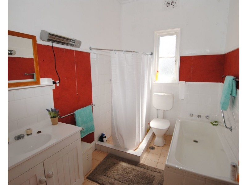 62 Calero Street, Lithgow NSW 2790