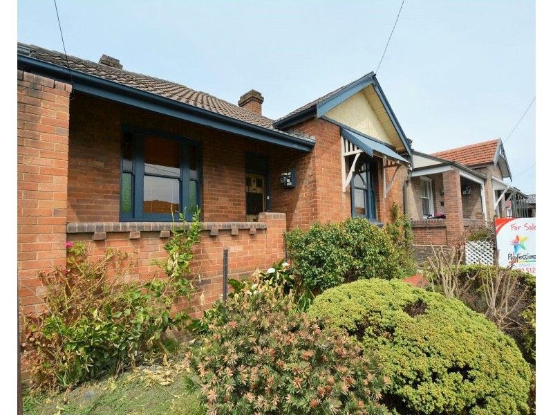 47 Chifley Road, Lithgow NSW 2790