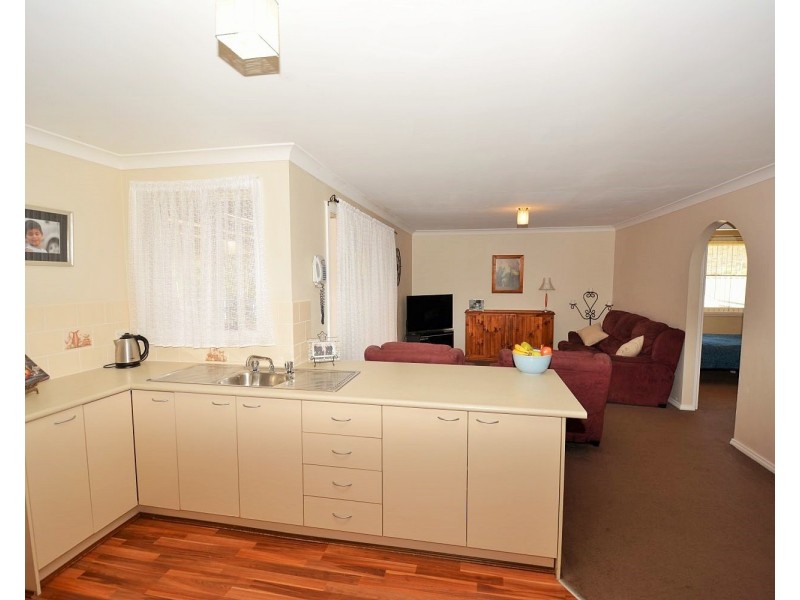 14 Chivers Close, Lithgow NSW 2790