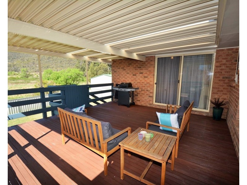 14 Chivers Close, Lithgow NSW 2790