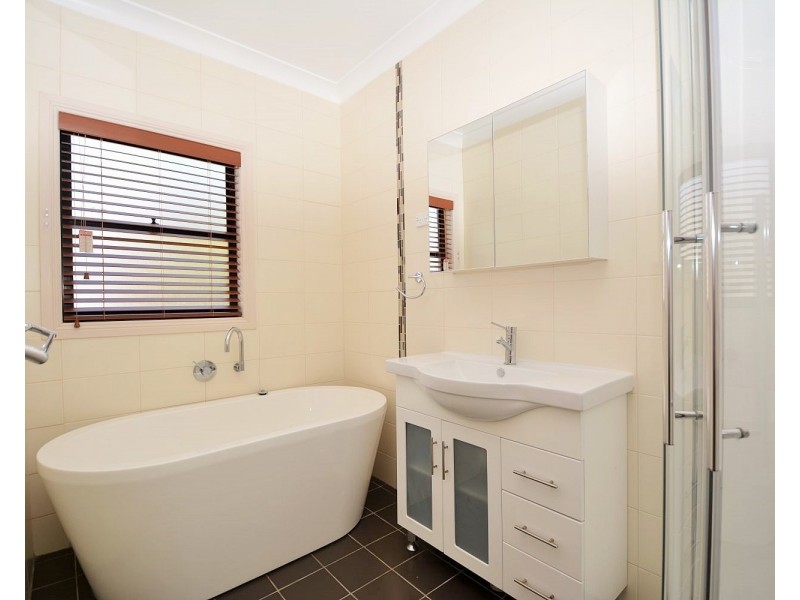 1067  Great Western Highway, Lithgow NSW 2790
