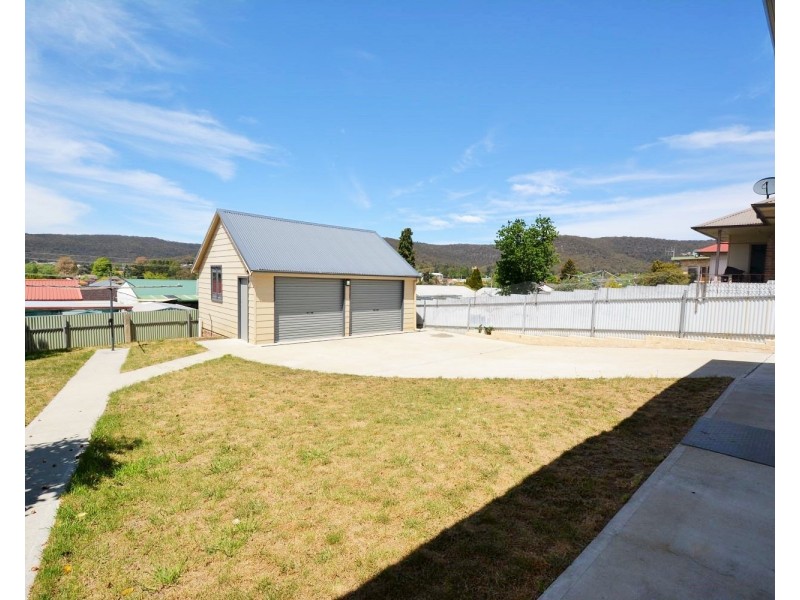 1067  Great Western Highway, Lithgow NSW 2790