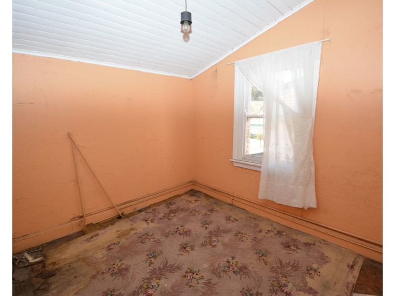 21 Waratah Street, Lithgow NSW 2790