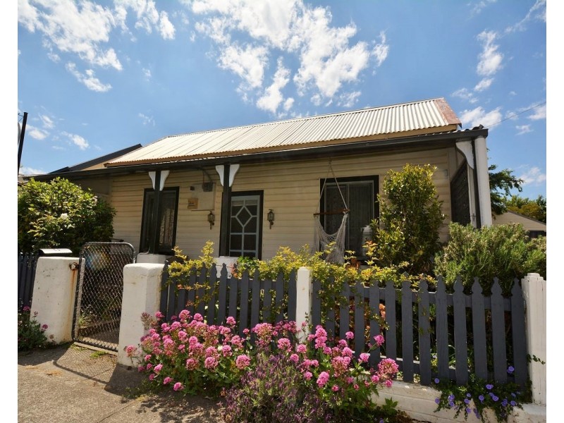 43 Stephenson Street, Lithgow NSW 2790