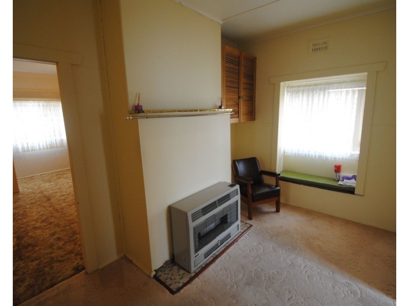 20 Academy Street, Lithgow NSW 2790