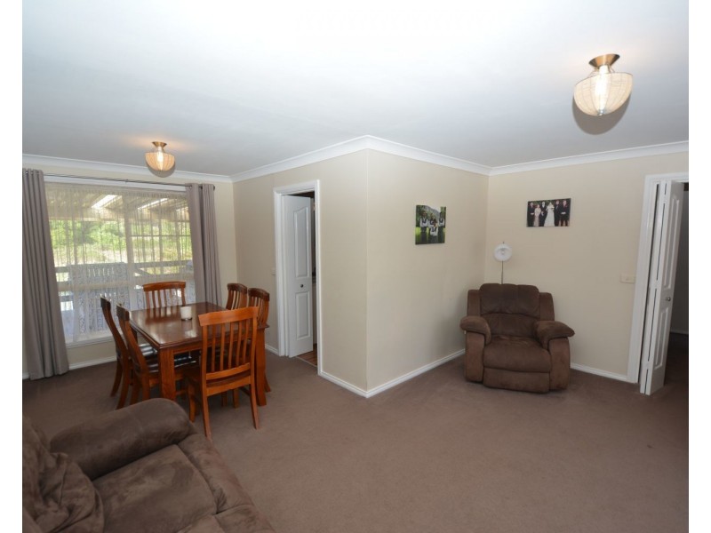 14 Chivers Close, Lithgow NSW 2790