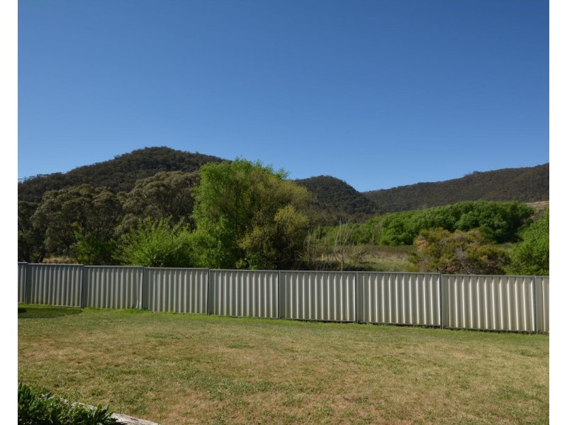 14 Chivers Close, Lithgow NSW 2790