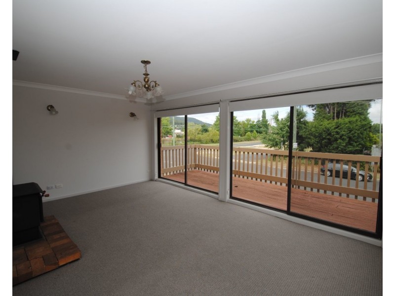 1  Albert Street, Lithgow NSW 2790
