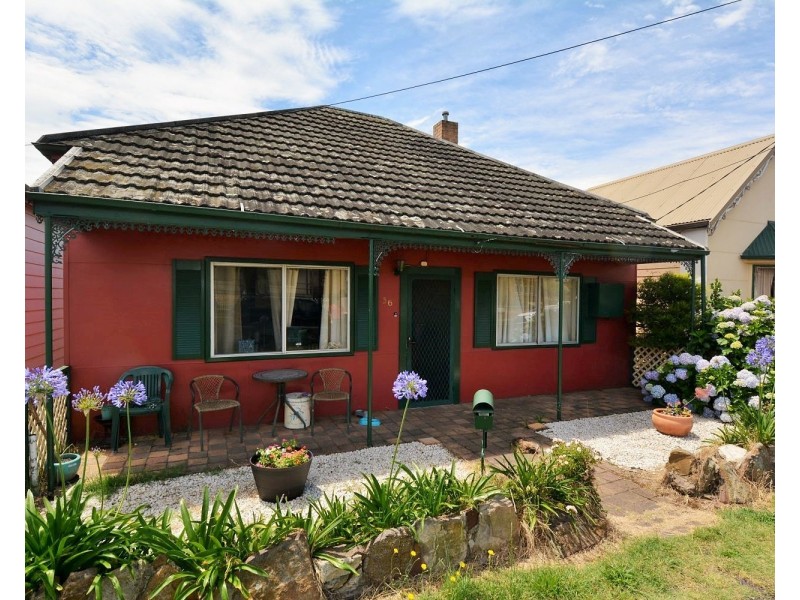 36 Chifley Road, Lithgow NSW 2790