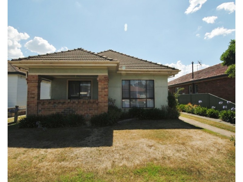 68 Rifle Parade, Lithgow NSW 2790