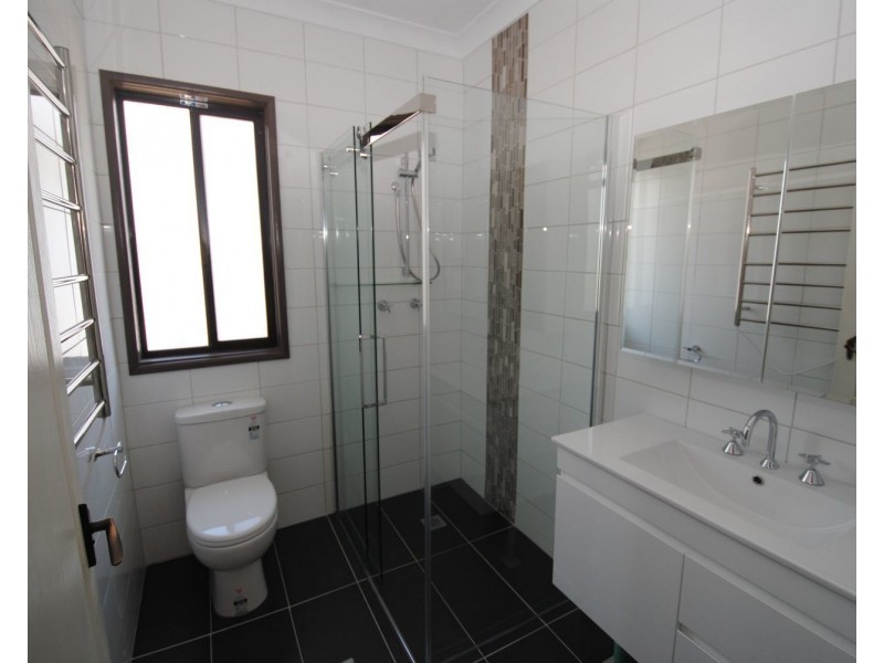 68 Rifle Parade, Lithgow NSW 2790