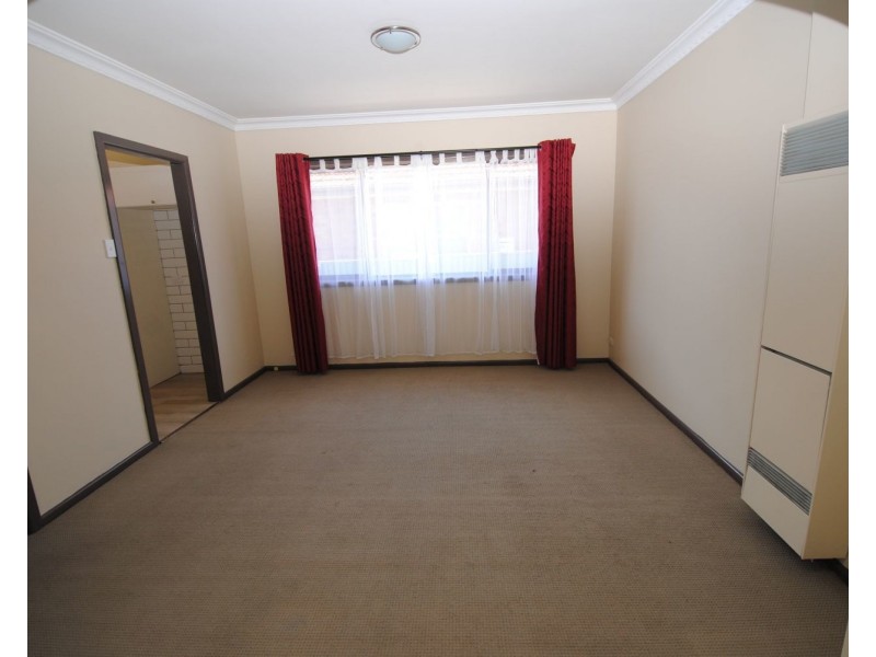 68 Rifle Parade, Lithgow NSW 2790