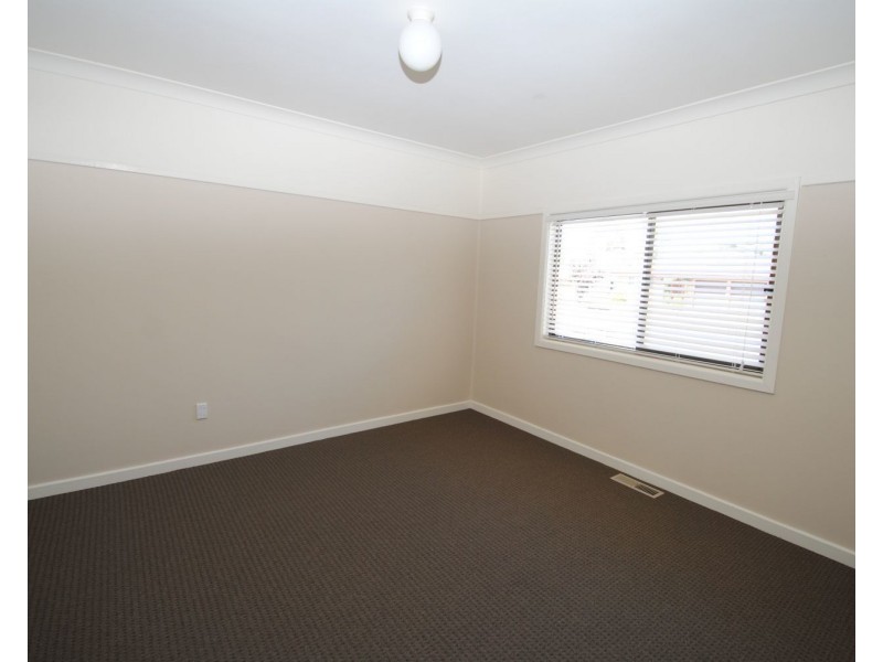 66 Rifle Parade, Lithgow NSW 2790
