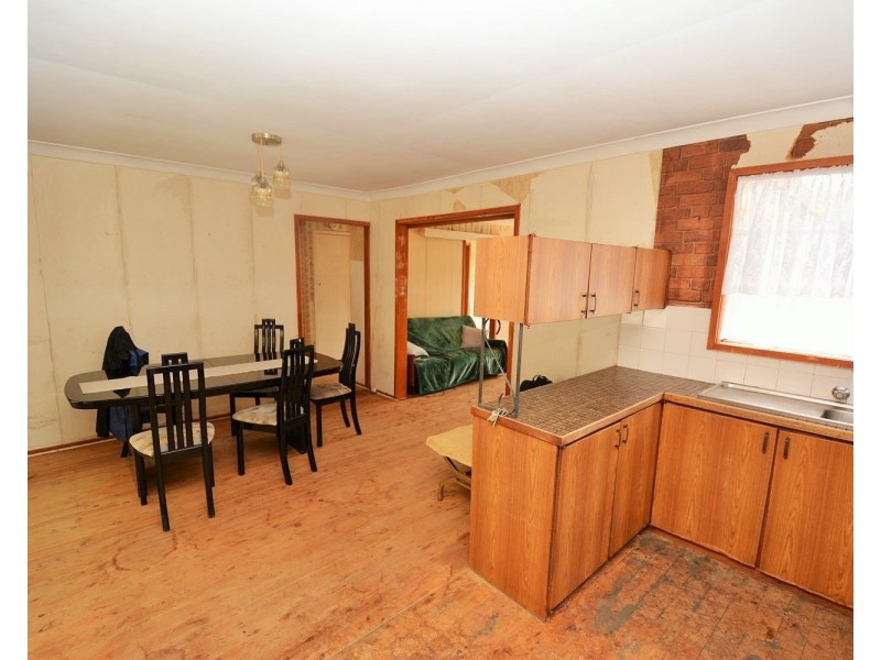 33 Bells Road, Lithgow NSW 2790