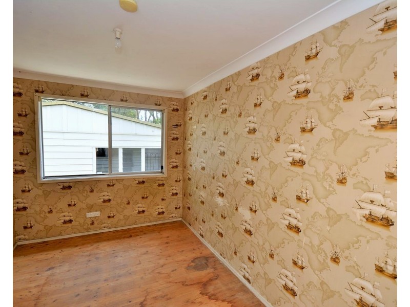 33 Bells Road, Lithgow NSW 2790