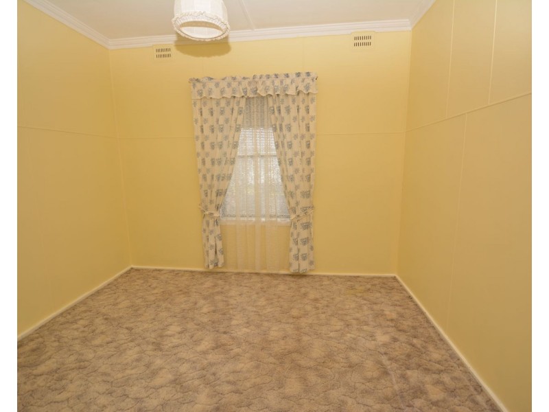 33 Chifley Road, Lithgow NSW 2790