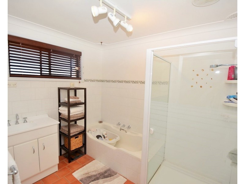 8 Enfield Avenue, Lithgow NSW 2790