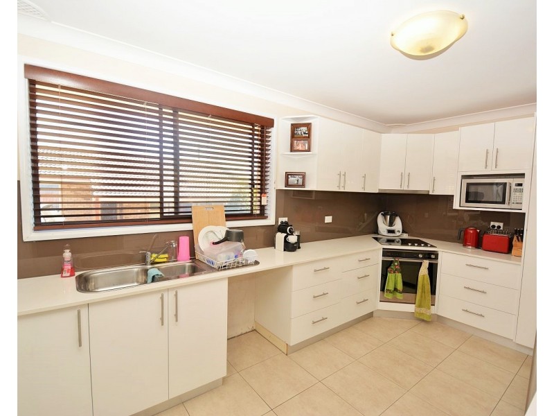 8 Enfield Avenue, Lithgow NSW 2790