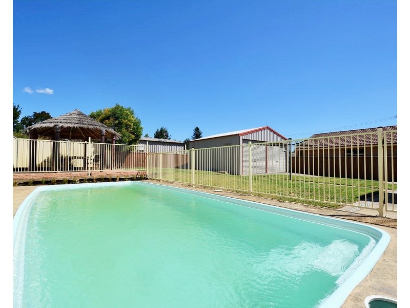 8 Enfield Avenue, Lithgow NSW 2790