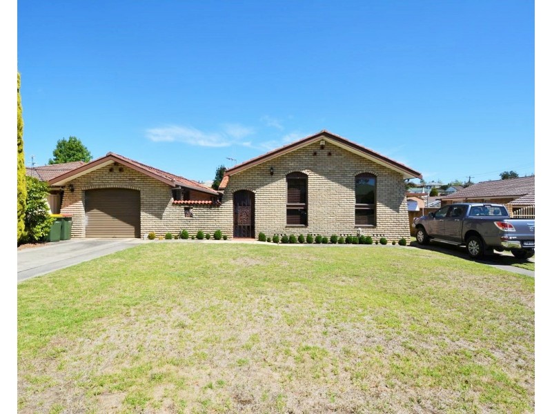 8 Enfield Avenue, Lithgow NSW 2790