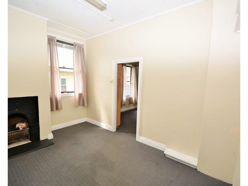 15 Suvla Street, Lithgow NSW 2790