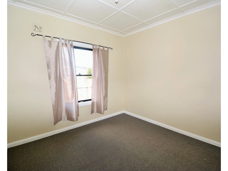 15 Suvla Street, Lithgow NSW 2790