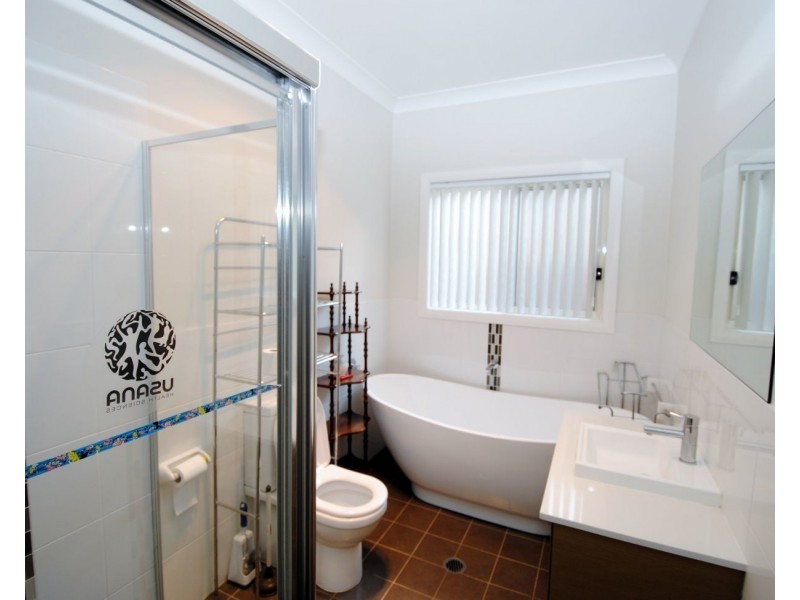 8 Lett Street, Lithgow NSW 2790