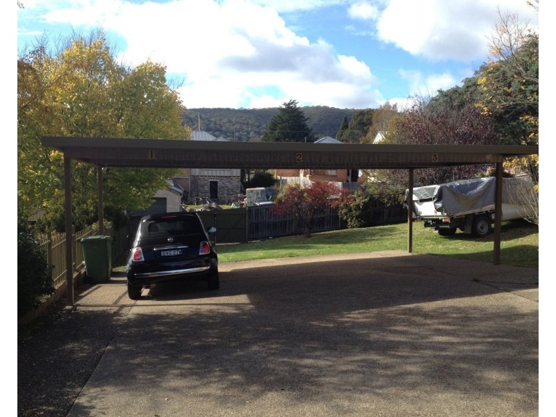 2/1 Ferro Street, Lithgow NSW 2790