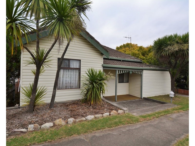 40 Sandford Avenue, Lithgow NSW 2790