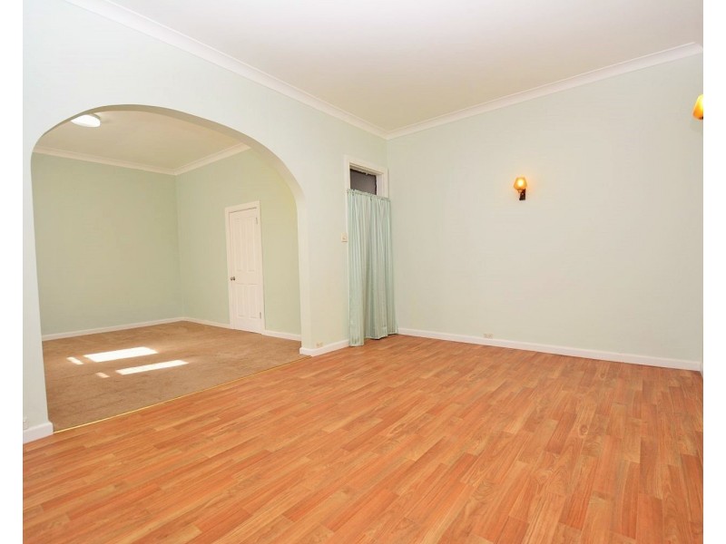 42 Laurence Street, Lithgow NSW 2790