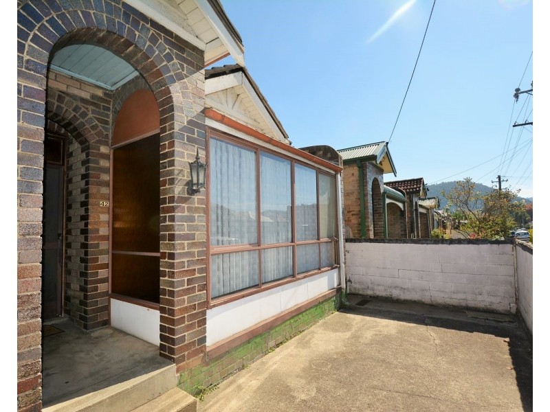 42 Laurence Street, Lithgow NSW 2790