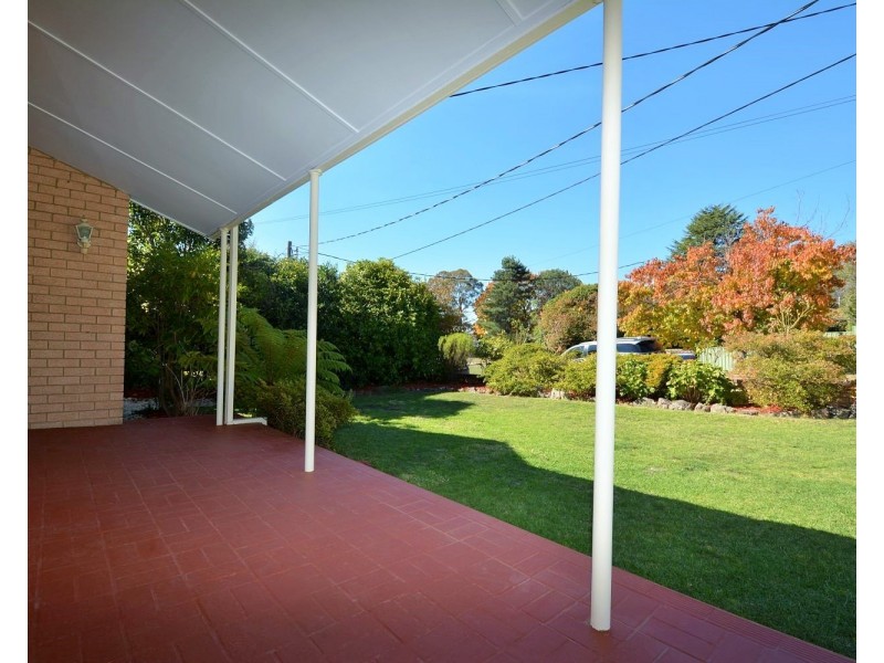 27 Lemnos Street, Lithgow NSW 2790
