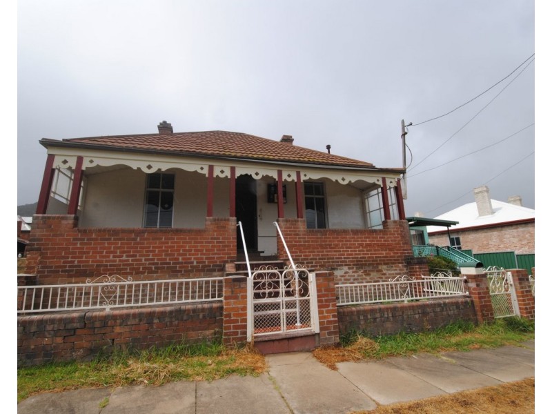 31 Lett Street, Lithgow NSW 2790