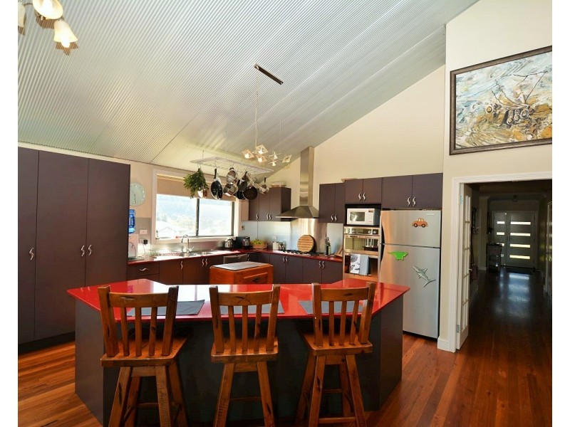 25 Henderson Place, Lithgow NSW 2790