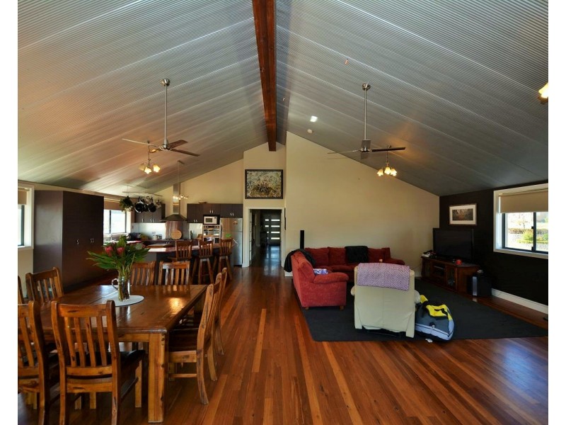 25 Henderson Place, Lithgow NSW 2790