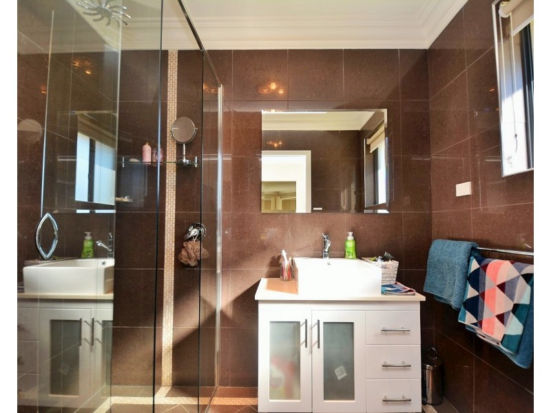 25 Henderson Place, Lithgow NSW 2790