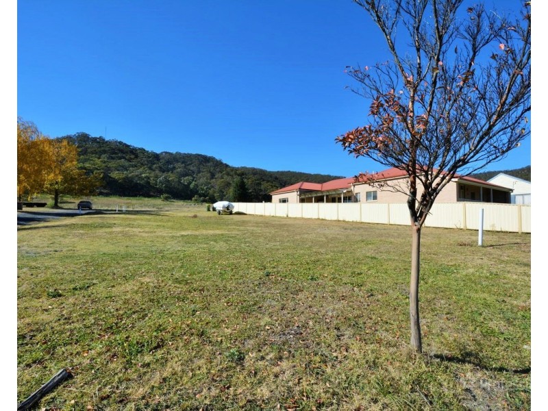 16  Silcock Street, Lithgow NSW 2790