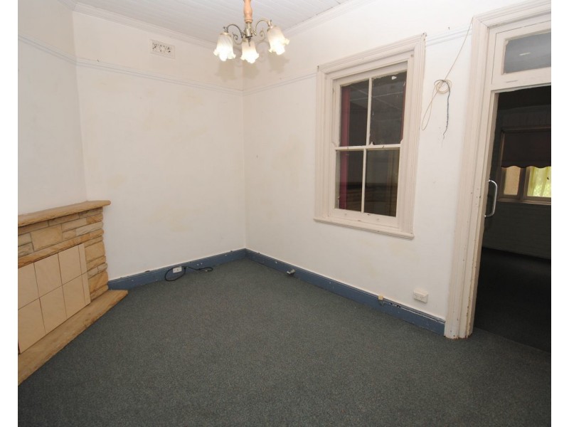 12 Selwyn Street, Lithgow NSW 2790